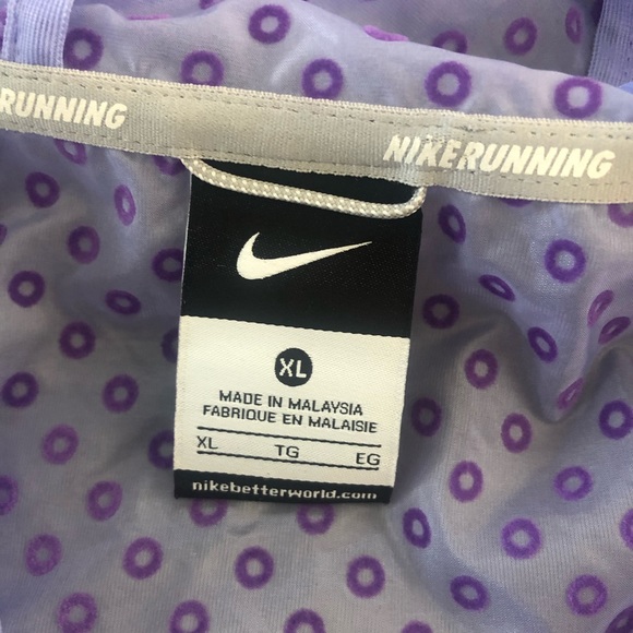 SOLD * NIKE RUNNING Jacket - Picture 12 of 13